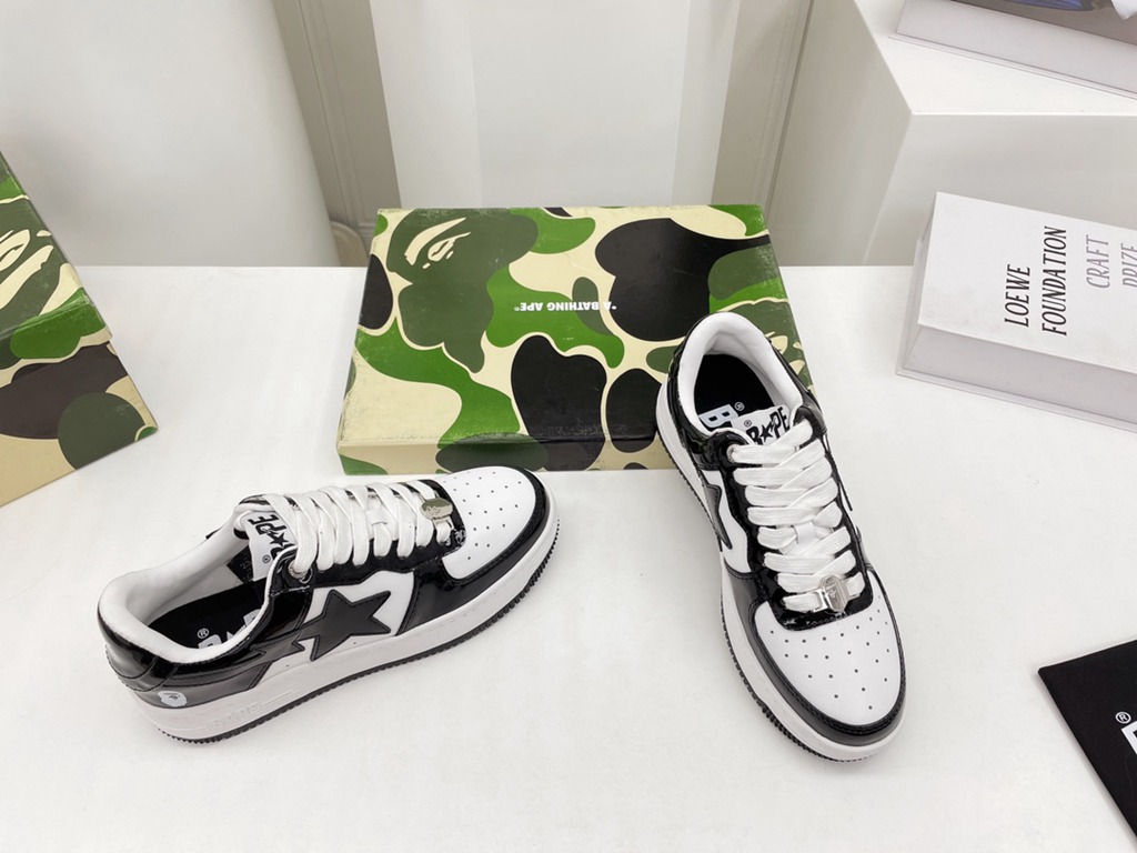 B*APE SNEAKERS